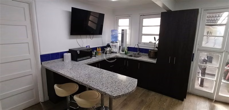 Casa en venta de 3 dorm. en La Reina