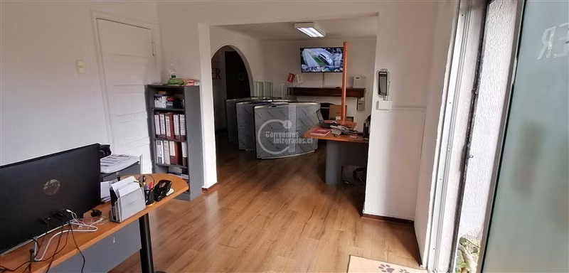 Casa en venta de 3 dorm. en La Reina