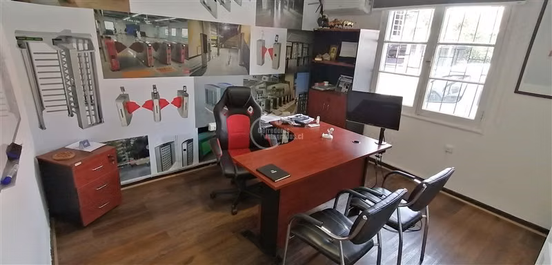 Casa en venta de 3 dorm. en La Reina
