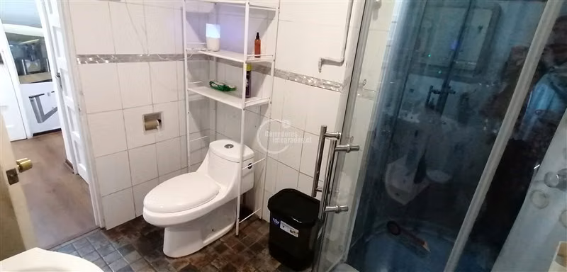 Casa en venta de 3 dorm. en La Reina