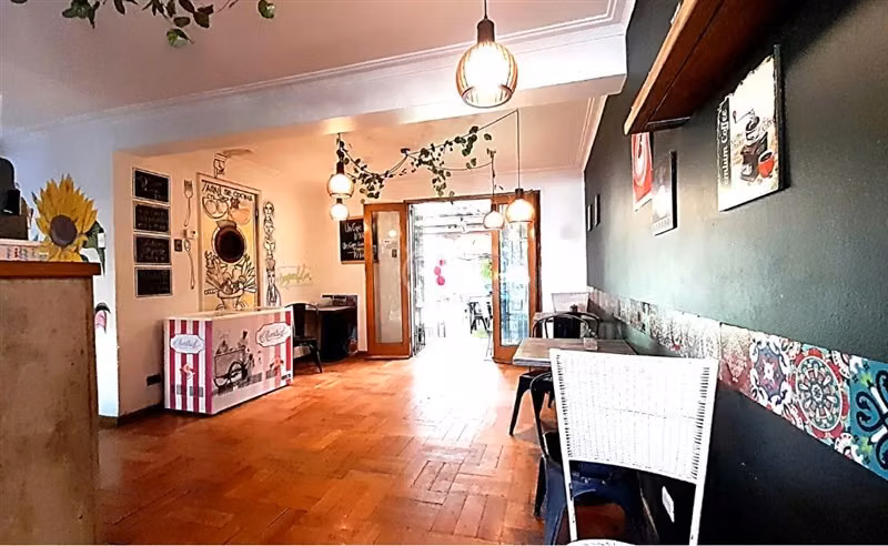 Casa en venta de 4 dorm. en Providencia - Imagen 2