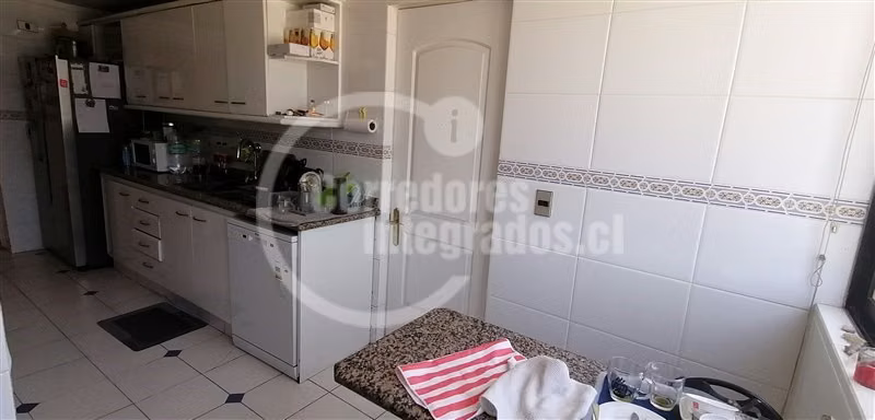 Departamento en venta de 3 dorm. en Las Condes