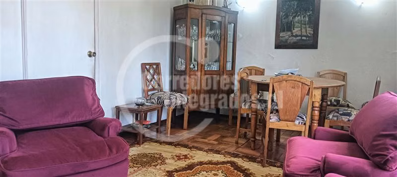 ventaCasa,5 dorm.2baños,departamento-independiente.La Reina