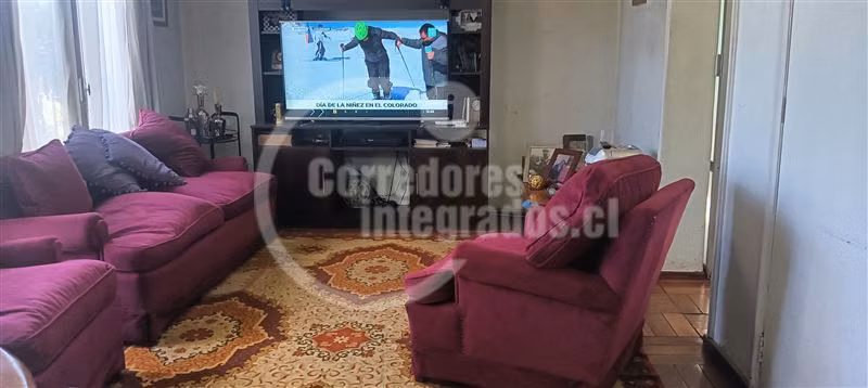 ventaCasa,5 dorm.2baños,departamento-independiente.La Reina