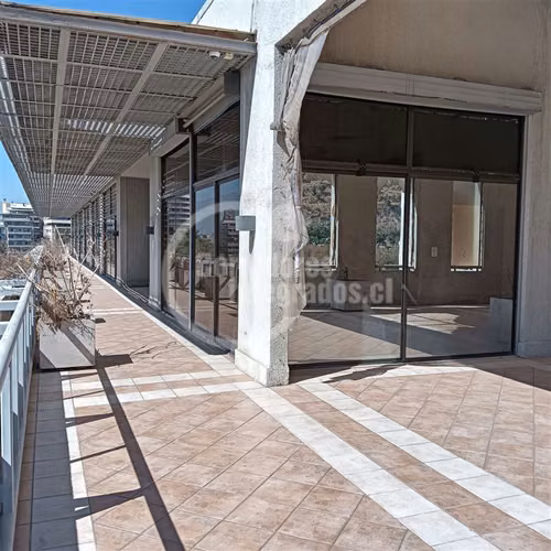 Oficina arriendo en Providencia planta libre 1363 o 685 m2