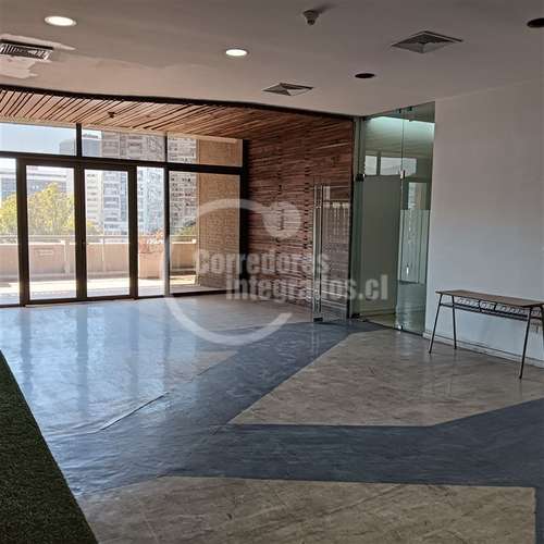 Oficina arriendo en Providencia planta libre 1363 o 685 m2