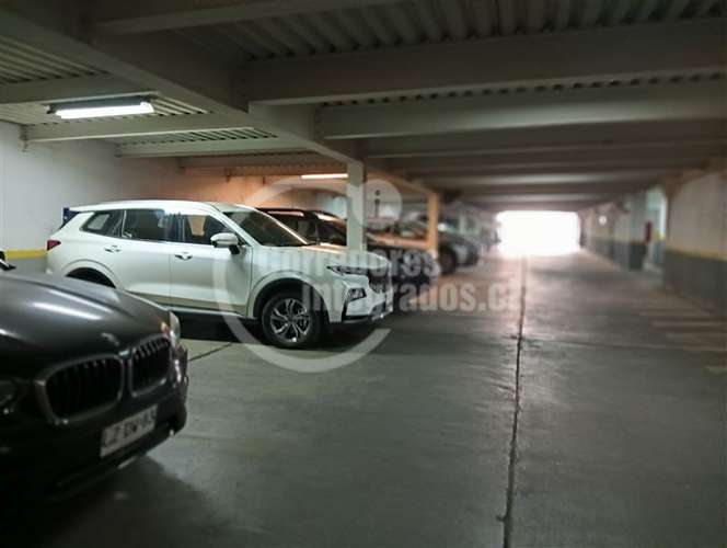 Oficina arriendo en Providencia planta libre 1363 o 685 m2
