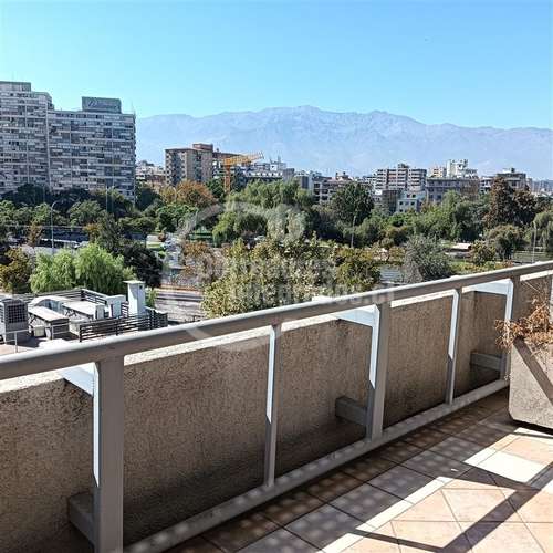 Oficina arriendo en Providencia planta libre 1363 o 685 m2