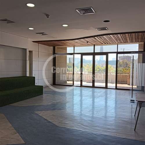 Oficina arriendo en Providencia planta libre 1363 o 685 m2