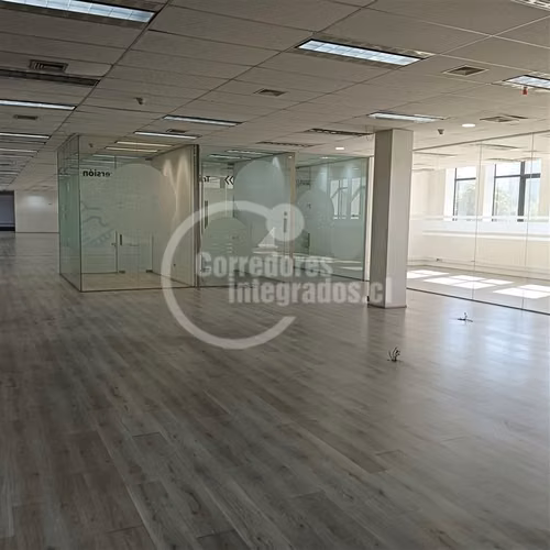 Oficina en arriendo en Providencia 1375 m2
