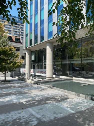 Oficina en arriendo en Providencia
