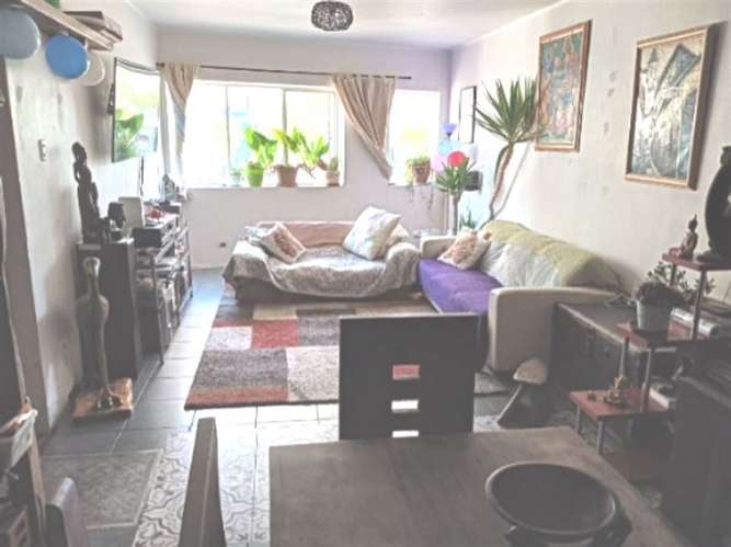 M.eyzaguirre de 4 dorm.2 baños.Livingcomedor. Barrio Italia.