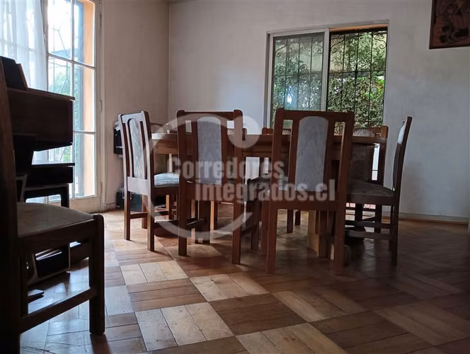 Casa 11 dorm.5 baños en Ñuñoa.CasaReposo,estudiantil,hostal.