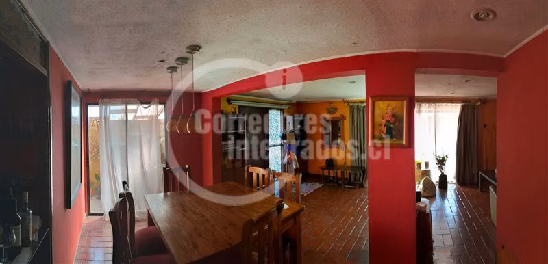 Casa en venta de 5 dorm. en Macul