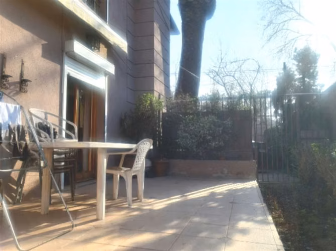 Casa en venta de 4 dorm. en La Reina