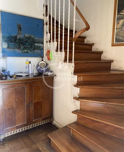 Casa en venta de 4 dorm. en La Reina