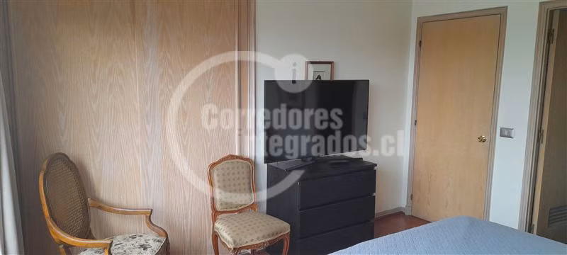 Departamento en venta de 3 dorm. en Las Condes
