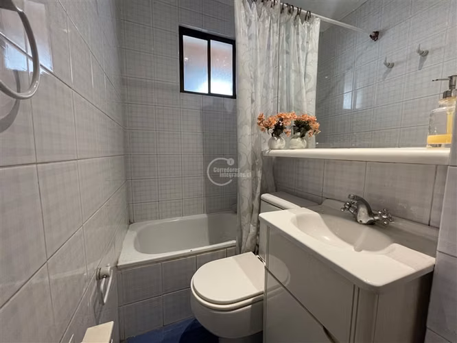 Buena casa Aztecas/Lo Arcaya 347/139 4d/3b piscina DN