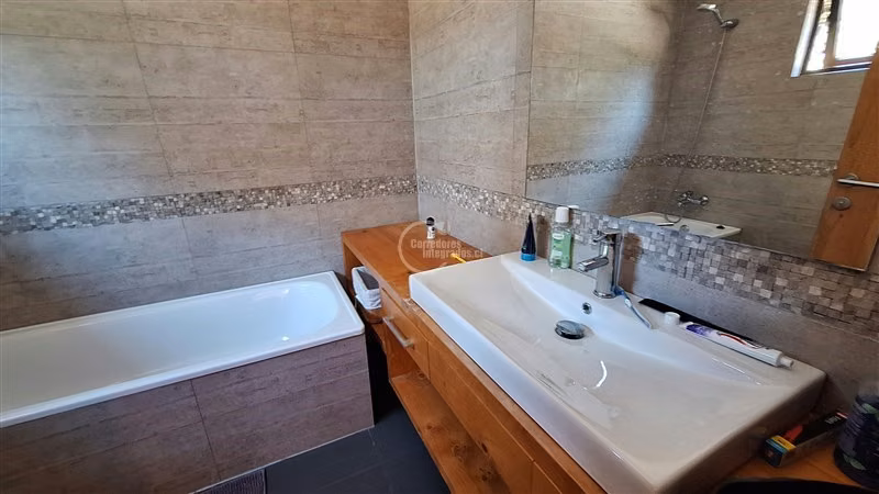 Casa venta de 5 dorm. en condominio residencial Panguipulli