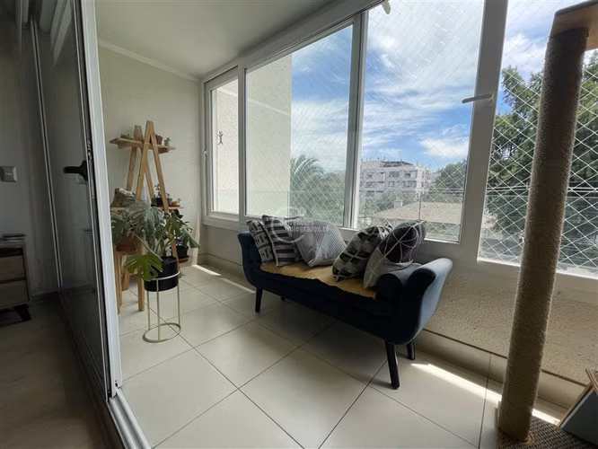 E.Solitaria/hambur Duplex 72 mts 1d/2b,box, bod Excelente DN