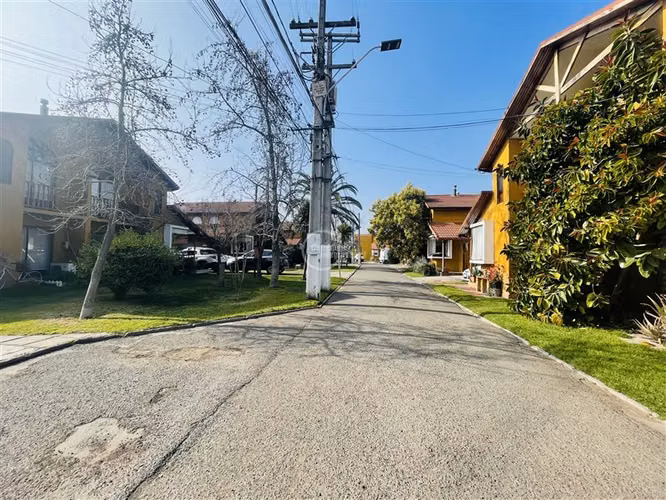 Oportunidad en Condominio 3d/2b 100/156 Ohiggins/La Feria DN