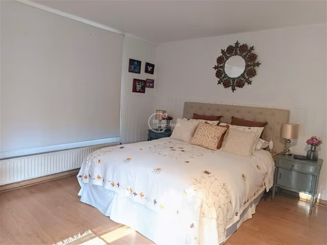Casa desniveles 4D+3B, quincho,cabaña,piscina,156m2,terraza