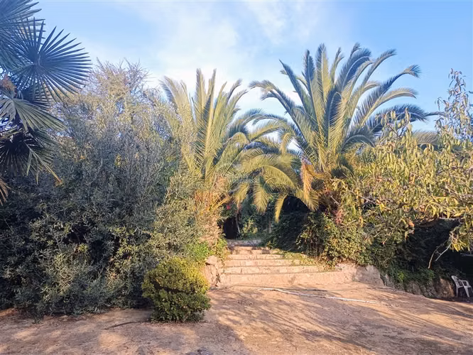 Casa desniveles 4D+3B, quincho,cabaña,piscina,156m2,terraza