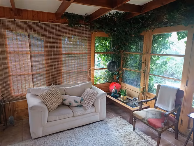 Casa desniveles 4D+3B, quincho,cabaña,piscina,156m2,terraza