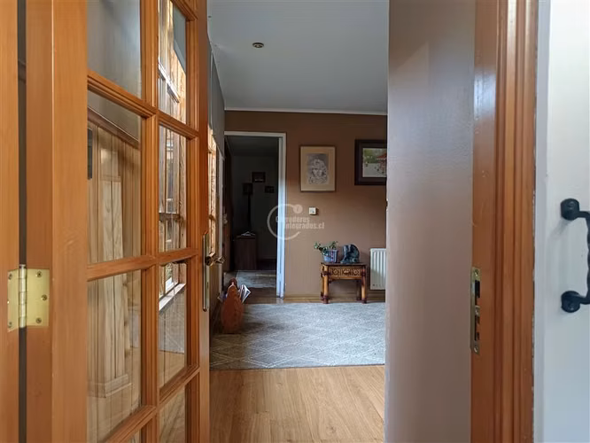 Casa desniveles 4D+3B, quincho,cabaña,piscina,156m2,terraza