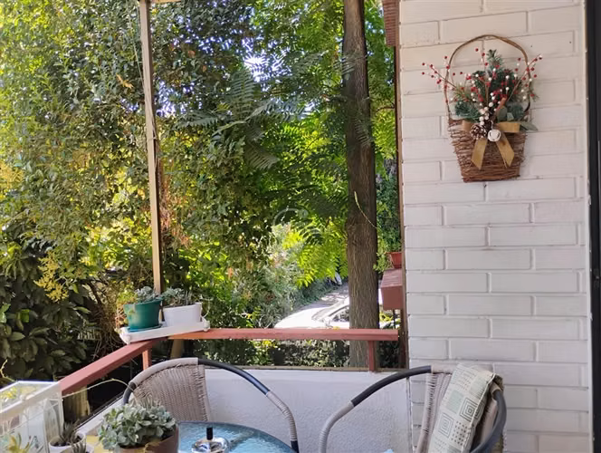 Depto. en venta de 3 dorm.2 baños, Est y Bd en Las Condes tt