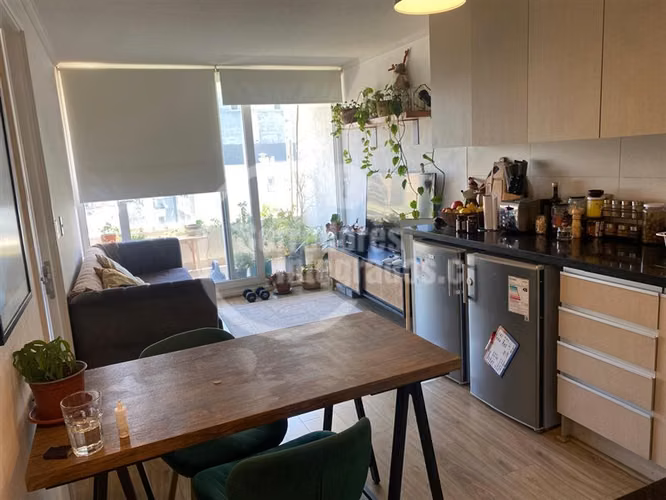 Departamento venta de 2 dorm.en suite estacionamiento Ñuñoa