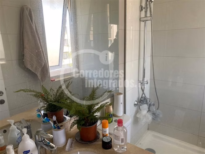 Departamento venta de 2 dorm.en suite estacionamiento Ñuñoa