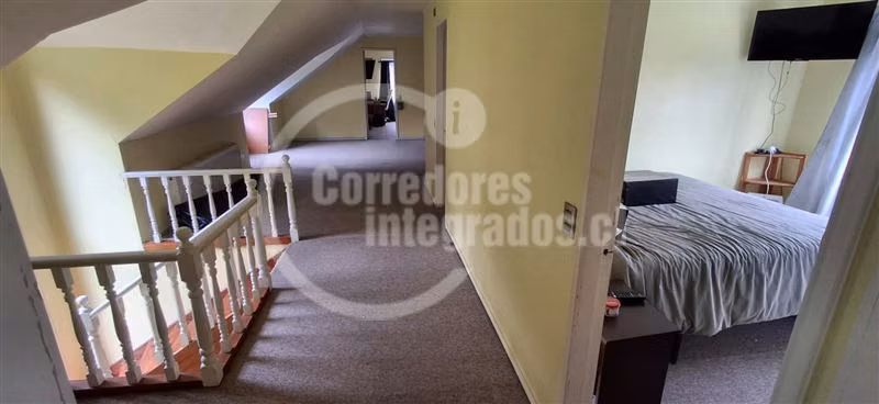Oportunidad, Casa en venta de 4 dorm + quincho en P Varas