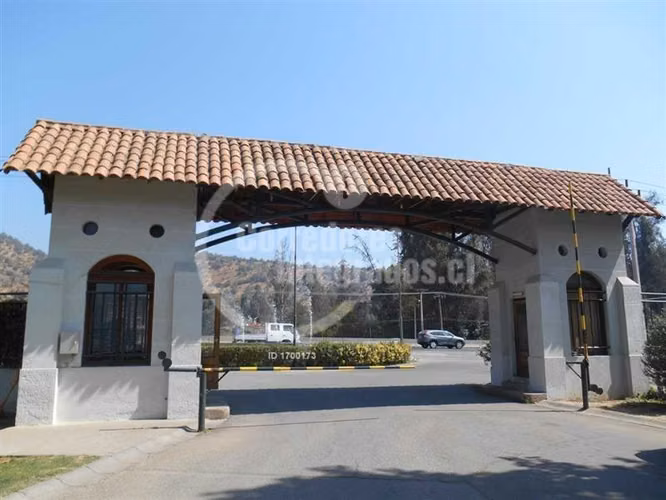 Oportunidad Parcela en venta Country Angostura