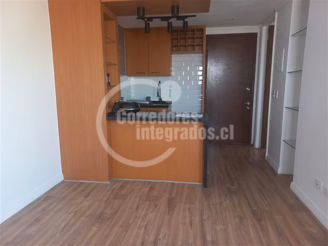 IMPECABLE, lado metro.completamente remodelado. VISITELO !!