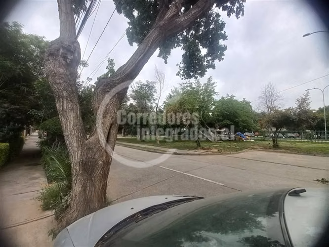 Casa en venta de 3 dorm. 1 baño Ñuñoa Metro Chile España TT