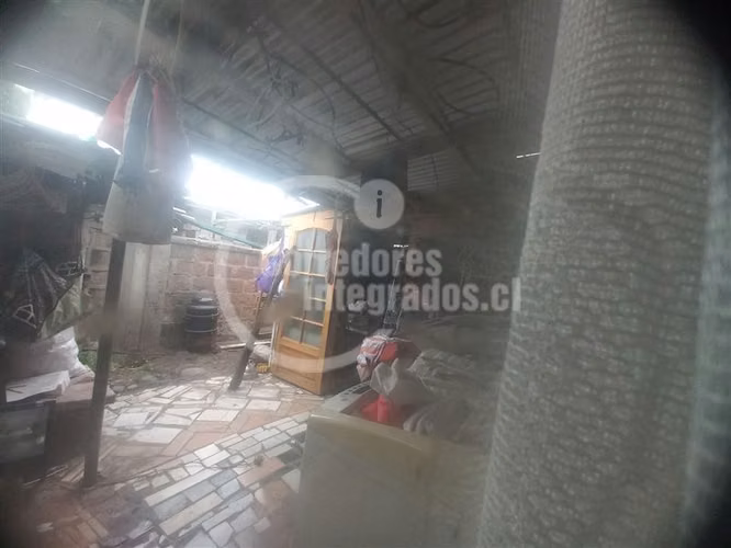 Casa en venta de 3 dorm. 1 baño Ñuñoa Metro Chile España TT
