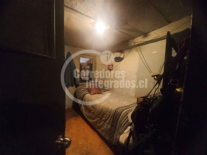 Casa en venta de 3 dorm. 1 baño Ñuñoa Metro Chile España TT
