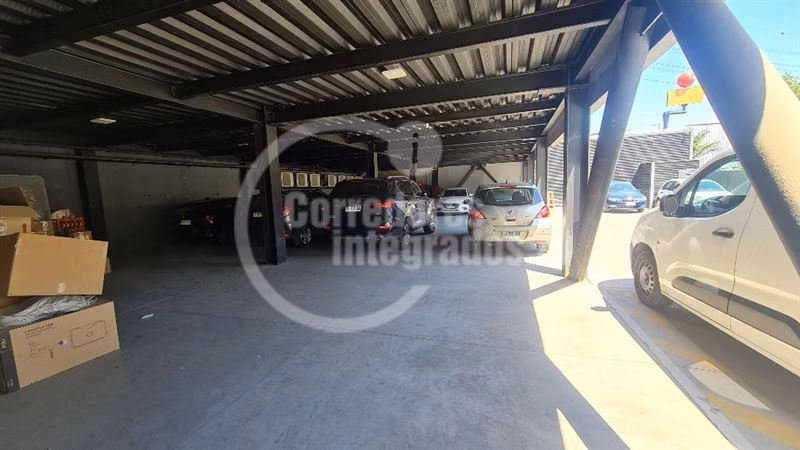 Edificio corporativo pasos C.Empresarial,1460 m2, 18 estac