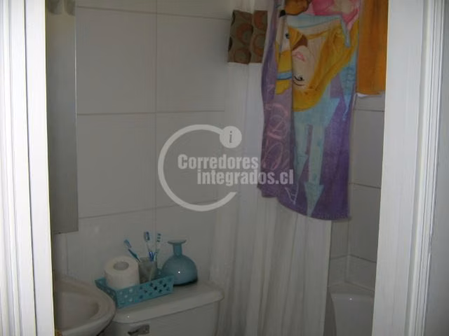Casa en venta de 6 dorm 2 baños, local comercial en Ñuñoa TT