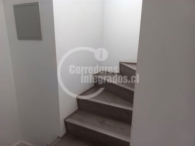 Casa venta de 3 dorm Colina, quincho condominio seguro, MLA