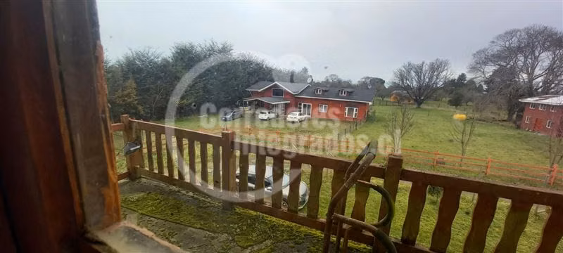 Linda y comoda casona en parcela cercana a Osorno, galpón