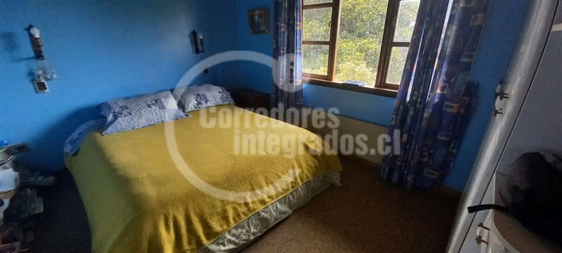 Linda y comoda casona en parcela cercana a Osorno, galpón