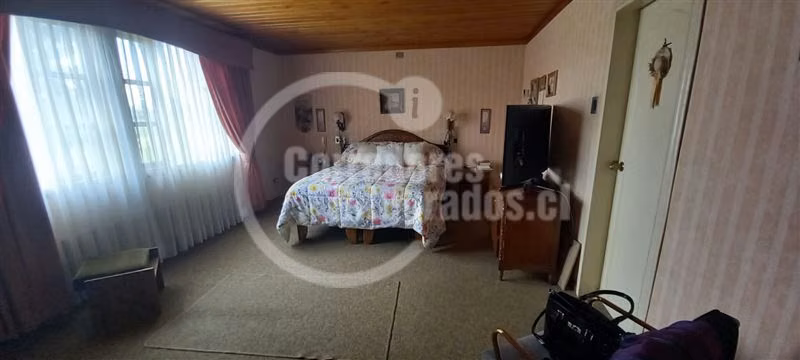 Linda y comoda casona en parcela cercana a Osorno, galpón