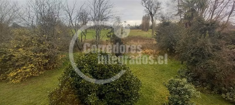 Linda y comoda casona en parcela cercana a Osorno, galpón