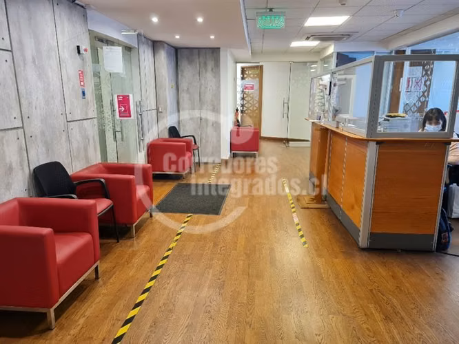 Oficina venta Santiago, piso completo, amoblado y equipado