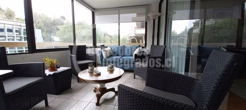 Excelente Riesco-Foster 3D/2B + servicios, 185 mts