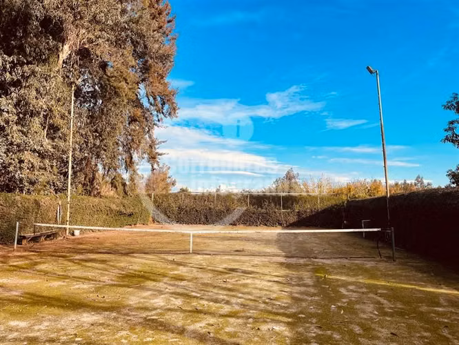 Agrícola,con dos casas en venta, piscina ,tenis en Peñaflor