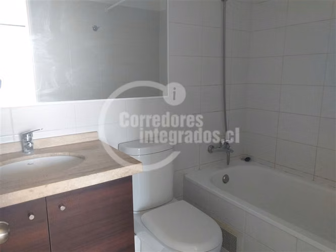 Depto. venta de 2 dorm. 2 baños, Est y bodega en Ñuñoa TT