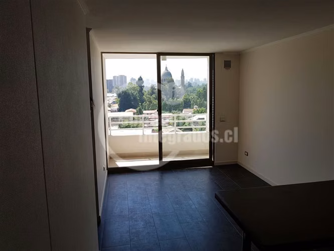 Depto. venta de 2 dorm.1 baño , Est y bd . Quinta Normal